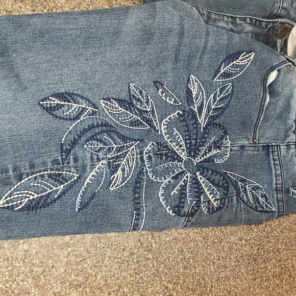 Nanette Lepore Embroidered Blue Jeans Size 8 High Rise Gramercy Skinny Distress - Picture 8 of 15